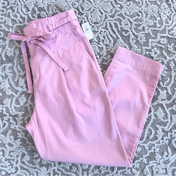 NWT GAP Paperbag Khaki Pants - Picture 2 of 14